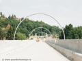 Mostní estakáda přes Prokopské údolí ještě bez štěrku pro pokládání kolejí. | 14.6.2003