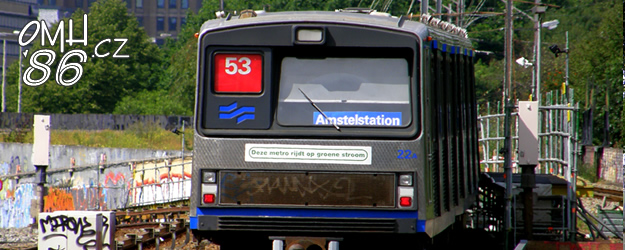 Dočasná konečná linek 53 a 54 Amstel, vzadu již následuje městský tunelový úsek. | 5.8.2010