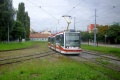 Anitra #1808 na lince 5 překonává křížení s kolejí od Lískovce do centra. | 30.8.2010