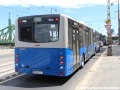 Z popela probuzený výrobce autobusů Ikarus a automobilová skupina Rába vyvinuli společně novou rodinu městských a příměstských autobusů. Zatím jediný exemplář nízkopodlažního kloubového autobusu Ikarus V187 o délce 18,750m ev.č.MDD-721 jezdí ve zkušebním provozu zejména na lince 7. | 12.7.2012