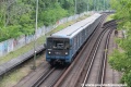 Souprava vozů 81-71 míří povrchovým úsekem do stanice Kőbánya-Kispest. | 25.6.2014