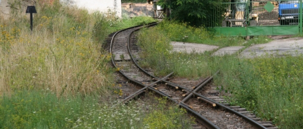 Křížení velké a malé železnice v Hronci. | 7.8.2010