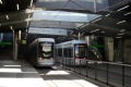 Vozy Stadler Variobahn ev.č. 219 na lince 7 a 233 na lince 6 v jediné podzemní zastávce Hauptbahnhof. Za pozornost stojí plnohodnotný displej na zadním čele. Hlučnost vozů je však v porovnání s vozy Cityrunner mnohem větší. | 7.2.2105