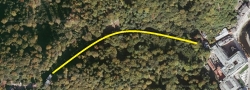 Žlutou čárou je v leteckém snímku oblasti zakreslená trasa lanové dráhy Diana. | 15.6.2013
