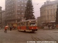 Slavnostně vyzdobený vůz T2 ev.č.8 odbočuje na Soukenném náměstí na trať do Jablonce nad Nisou | 23.4.1988