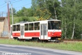 Na meziměstské trati spojující města Most a Litvínov pózuje vůz T5B6 ev.č.273 fotografům. | 2.6.2012