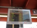 Čilý ruch na stanici Majorstuen. I přes svátky jezdí MHD velice často. A velice prázdná. | duben/květen 2011