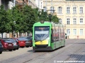 Vůz Solaris Tramino S105P ev.č.547 klesá od zastávky Marcinkowskiego. | 1.7.2012