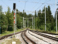 Zhlaví železniční stanice na Štrbském Plese, kolej zcela vpravo propojuje trať zubačky s Tatranskými elektrickými železnicemi | 5.8.2007