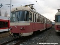 Jednotka 420 959-9 odstavená v depu Tatranských Elektrických Železnic v Popradu. | 16.3.2009