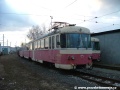 Jednotky 420 959-9 a 420 953-2 odstavené v depu Tatranských Elektrických Železnic v Popradu. | 16.3.2009