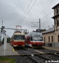 Křižování jednotky EMU 89.0009 se soupravou jednotek 425 965-1+425 964-4 v Tatranské Poliance. | 22.9.2018