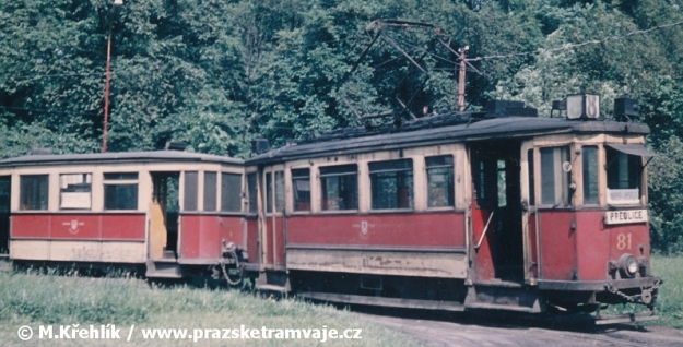 Smyčka Krásné Březno a opravdu poslední jízda ústeckých tramvaj s Boverou ev.č.81+ vlečným vozem ev.č.4í... | 2.6.1970