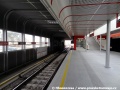 Na rozdíl od vozů nejsou stanice nijak tepelně zajištěné. V okrajových částech metro jezdí nad povrchem po dlouhých mostech. | 17.12.2011