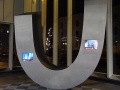 Na konečné stanici metra U3 Ottakring je umístěno kovové U, coby připomínka výstavby prodloužení linky U3 v devadesátých letech. | 17.12.2011