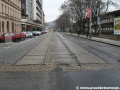 Pozůstatky zrušené tramvajové tratě v ulici Na Florenci. | 11.2.2007