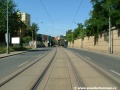 Přímý úsek tramvajové tratě v ulici U Plynárny před zastávkou Michelská.
