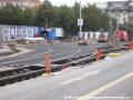 V prostoru již zrekonstruované poloviny křižovatky Palackého náměstí dochází k pokládce asfaltového koberce, aby mohlo dojít k převedení automobilové dopravy na již zrekonstruovanou část a stavební činnost se mohla přesunout na druhou polovinu křižovatky. | 7.9.2007