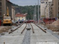 Vznikající dvoukolejná trať v prostoru zrušené smyčky Podbaba. | 4.7.2011