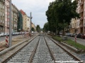 V prostoru někdejší předjízdné koleje již nalezneme prostou dvoukolejnou trať. | 24.7.2011