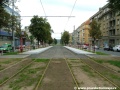 Tramvajová trať se blíží k zastávkám Lotyšská.