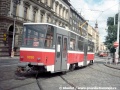 Pohled zezadu na zkušební vůz T6A5 ev.č.0030. Dnes se s tímto vozem, upraveným na běžnou T6A5, můžeme setkat v Bratislavě pod evidenčním číslem 7957. | 
