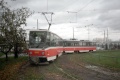 Linku 7 mělo čekat od osmého listopadu prodloužení z Černokostelecké na Ústřední dílny DP, což bylo i motivací pro snímek soupravy vozů T6A5 ev.č.8621+8622 na této lince ve smyčce Černokostelecká. | 30.10.1998