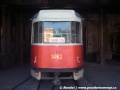 Zadní vůz ev.č.1462 z provozní soupravy tramvají typu T2 ev.č.1470+1462 na zkušební jízdě v blízkosti hlavního nádraží v Brně | 20.9.1997