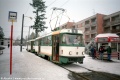 Dnešní cestu zahájíme na lince 2 na provizorním obratišti Kubelíkova. V nástupní zastávce byla vyfotografována souprava vozů T3 #41+#35, pod čímž najdeme původní Mostecké vozy 265 a 256. | 23.12.1998