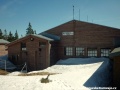 Takřka polovinu dní v roce nalezli turisté horní vrata mezistanice Růžová hora uzavřená. Lanovka v horním úseku byla mimo provozu díky vysoké rychlosti větru na Sněžce... | 28.4.2012