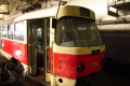 Unikátní snímek dokládá opravu vozu #7284 s využitím čela vozu #7116 v dílnách Saltovského depa v Charkově. | 11.4.2013