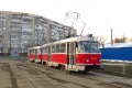 Novotou zářící souprava vozů T3 #5755+#5760 (ex Praha #6866+#6867), vyfotografovaná ve věku 40 let od vyrobení v Kyjevě. Tramvaje T3 vyrobené v roce 1973 zde nahradily vyřazené původní vozy T3SU #5755 a #5760 z roku 1981. | 12.4.2013
