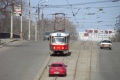 Mentalita ukrajinských automobilistů byla možná pro tramvaj #7068 překvapením, místní řidič však situaci bez problémů zvládnul použitím zvonku. | 10.4.2013