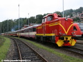 Lokomotiva T426.001 v čele zvláštního vlaku složeného z vozů 29-29 309+29-29 327-5+Balm Bistro+820.056-0 vyčkává v Tanvaldě na odjezd do Kořenova. | 10.9.2011