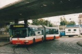 Kromě samotné linky X-C byly přes Vltavskou vedeny i další autobusové linky, které ač si zachovaly své číselné označení, tvořily zároveň posilu právě linky X-C. Na snímku autobus Citybus 18M 2081.30 ev.č.6507 na lince 152 využívá křižovatku Vltavská k nájezdu na Hlávkův most. | 5.10.2002