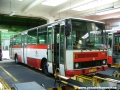 Karosa B 731.1169 #7141 v prostoru pro pravidelnou údržbu autobusů. | 16.9.2004