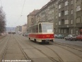 Prototypový vůz T7B5 ev.č.0024 při jedné ze zkušebních jízd zamířil na předjízdnou kolej Podbaba. | 5.3.1996