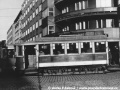 Vlak linky 20 vedený motorovým vozem ev.č.2148 projíždí Jugoslávskou ulicí k náměstí Míru. | 60. léta