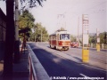 Vůz T3 ev.č.6347 vypravený na záložní vlak X10 projíždí prostorem zastávky Pražská tržnice, která v době pořízení snímku nesla název Jatky. | 16.8.1975