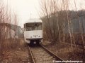 V konvoji vyřazených vozů T3 na nádraží ČD Praha-Smíchov stojí vůz ev.č.6358 čekající na svůj další osud. | 24.2.1997