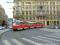 Souprava vozů T3 ev.č.6730+6731 vypravená na náhradní linku 34 projíždí původním obloukem na náměstí Republiky do stejnojmenné zastávky. | 26.6.2004
