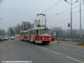 Souprava vozů T3 ev.č.6841+6868 vypravená na linku 3 míří po Bubenském nábřeží k zastávce Pražská tržnice. | 10.12.2004