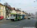 Souprava vozů T3SUCS ev.č.7111+7110 vypravená na linku 1 hraje hlavní roli v náladovce od smyčky Špejchar. | 24.3.2006