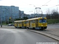 Souprava vozů T3SUCS #7234+#7235 vypravená na linku 9 stoupá Makovského ulicí od zastávky Slánská k Blatinám. | 22.3.2004