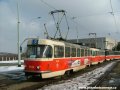 Souprava vozů T3M ev.č.8019+8020 vypravená na linku 9 manipuluje na vnější koleji smyčky Spojovací | 26.2.2005