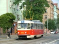 Vůz T3M ev.č.8058 vypravená na linku 5 vjíždí do zastávky Tusarova. | 30.9.2009
