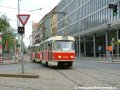 Souprava vozů T3M ev.č.8092+8049 vypravená na linku 24 projíždí přímým úsekem křižovatky Karlovo náměstí od Moráně k Lazarské | 2.5.2004