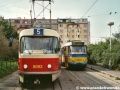 Po vnější koleji smyčky Olšanské hřbitovy předjel záložní vlak T3G ev.č.8200 vůz T3M ev.č.8093 vypravený na linku 5. | září 2002