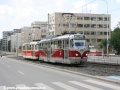 Souprava vozů T3R.PLF ev.č.8254+T3R.PV ev.č.8175 vypravená na linku 26 projíždí tramvajovou tratí v Olšanské ulici | 7.6.2008