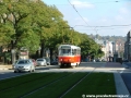 Vůz T3R.P ev.č.8413 vypravený na linku 19 opustil zastávku U Svobodárny a míří Sokolovskou ulicí na Balabenku. | 16.10.2005